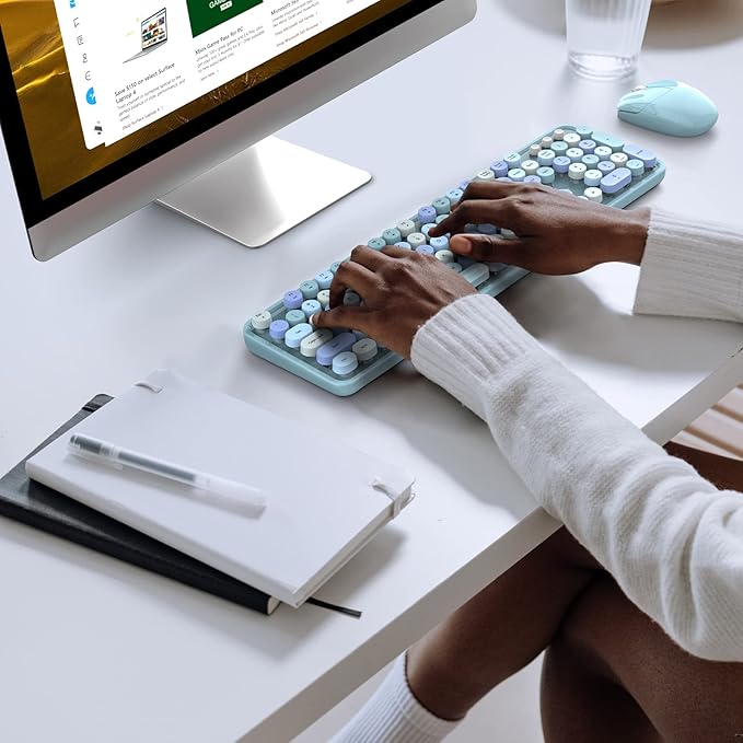 KNOWSQT Wireless Keyboard and Mouse Combo, - Image 3