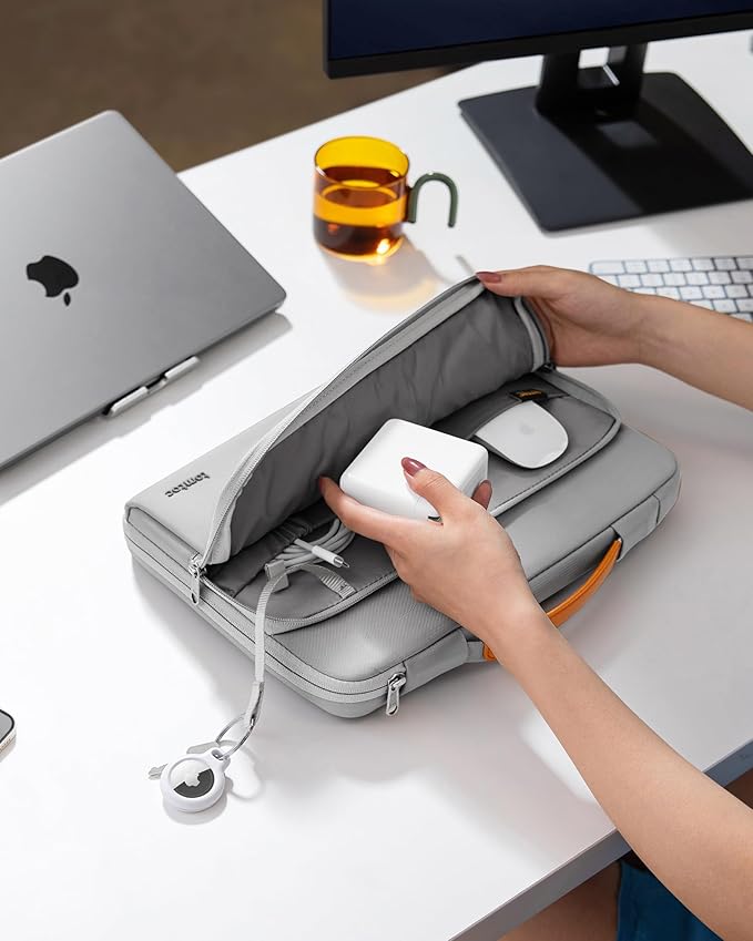tomtoc 360 Protective Laptop Carrying Case - Image 7