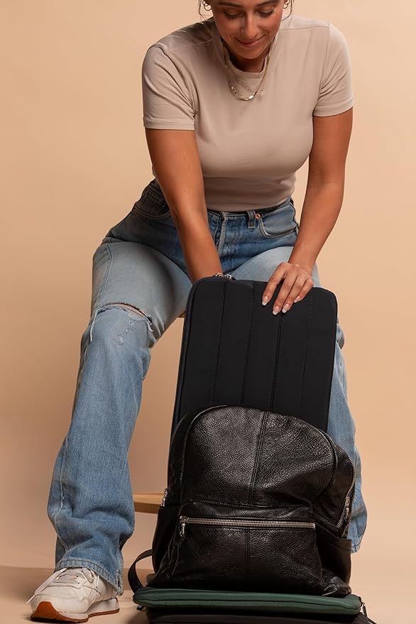ANECDOTE Laptop Case 15-16 Inch – A Perfect Laptop Sleeve - Image 4