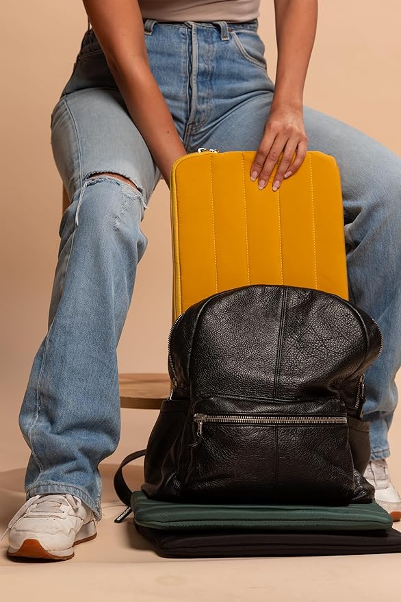 ANECDOTE Laptop Case 15-16 Inch – A Perfect Laptop Sleeve - Image 4