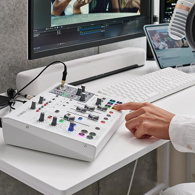 Yamaha AG08 White 8-Channel Live Streaming Loopback Mixer/USB Interface - Image 6